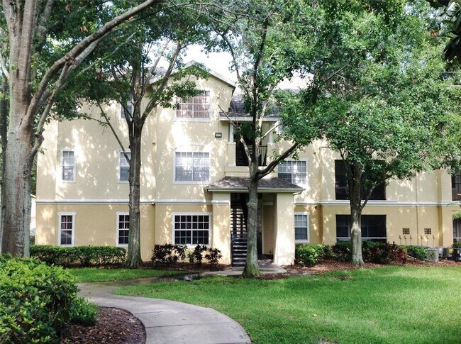 Building Photo - 2612 Robert Trent Jones Dr