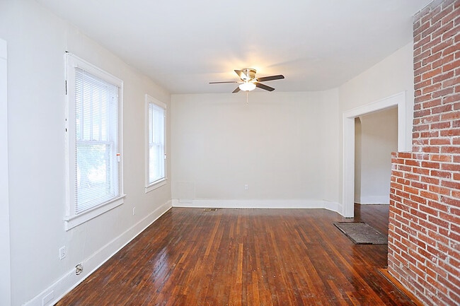 Building Photo - Renovated Single Family