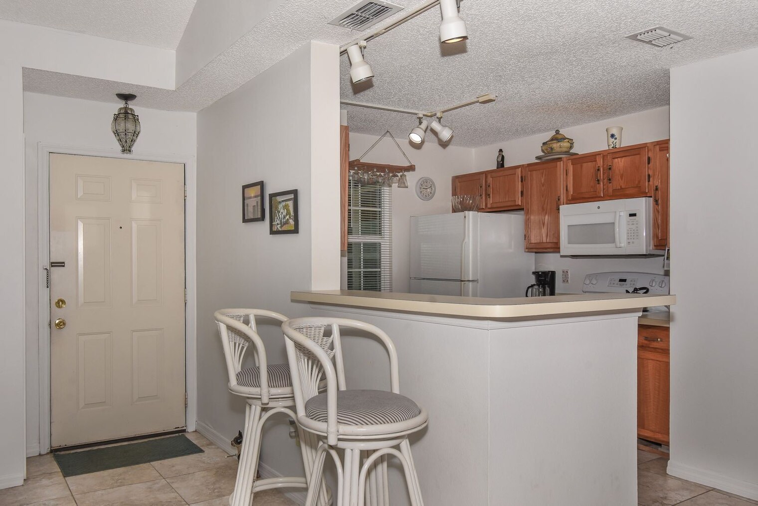 Building Photo - 884 Bay Breeze Wy