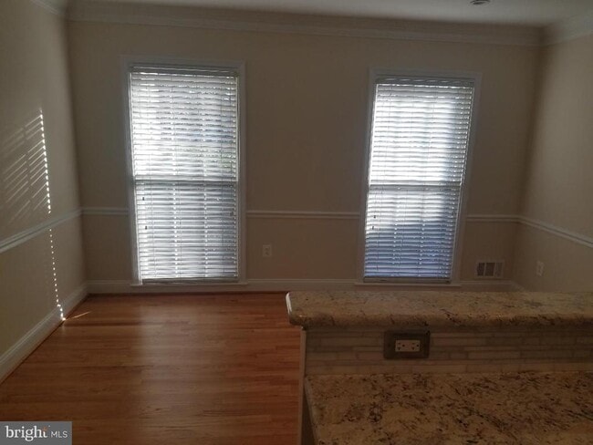 Building Photo - 1152 Wimbledon Dr