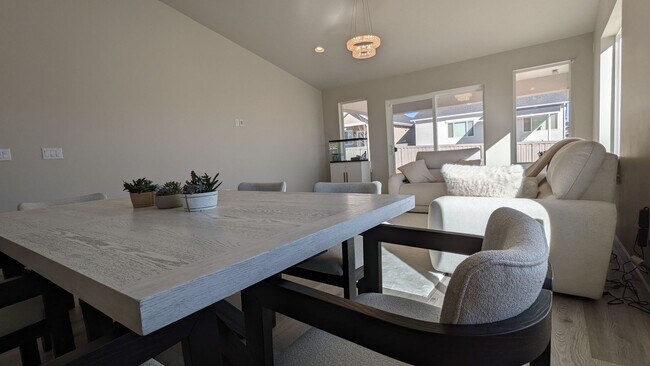 Building Photo - 8260 Nat Love Dr