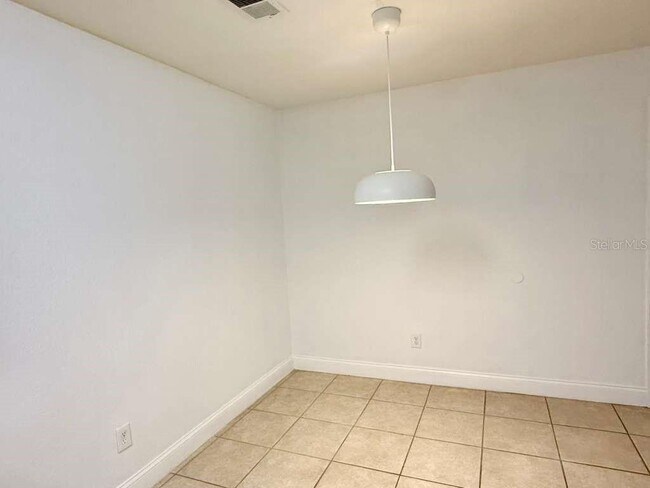 Building Photo - 7630 Pissarro Dr