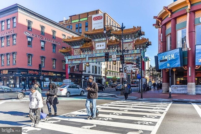 Building Photo - 777 7th St NW