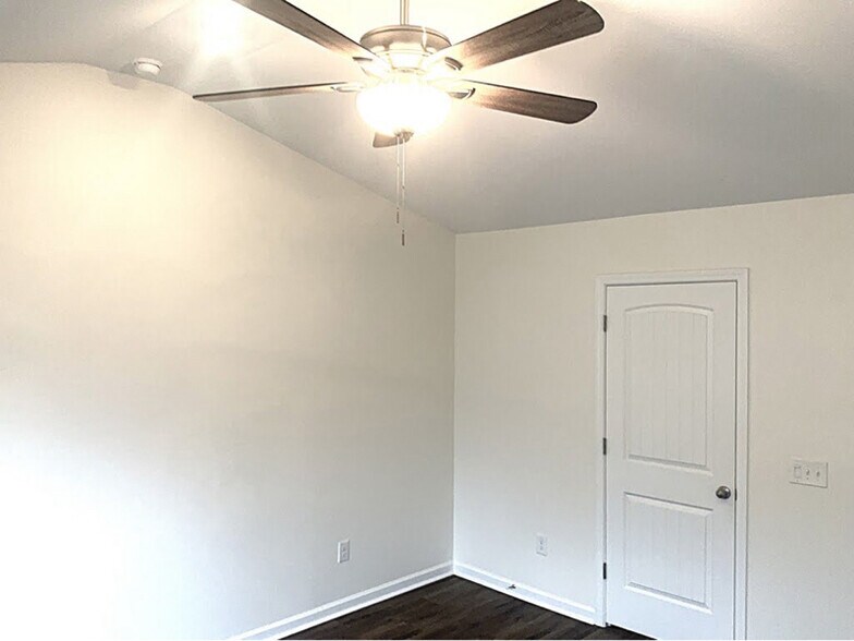 Building Photo - 1058 Jt Westfield Dr
