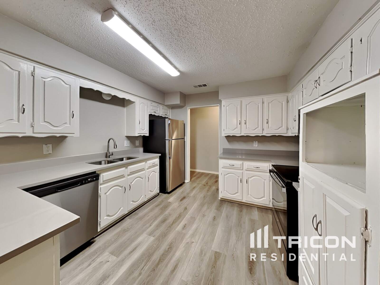 Building Photo - 611 Madison Ct
