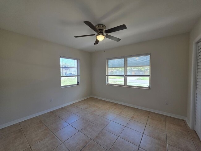 Building Photo - Marina District - 2 Bedroom 1 Bath