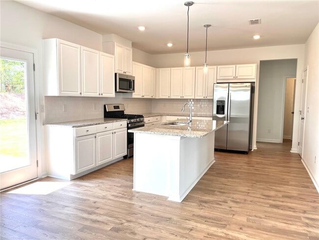 Building Photo - 202 Groveton Ct