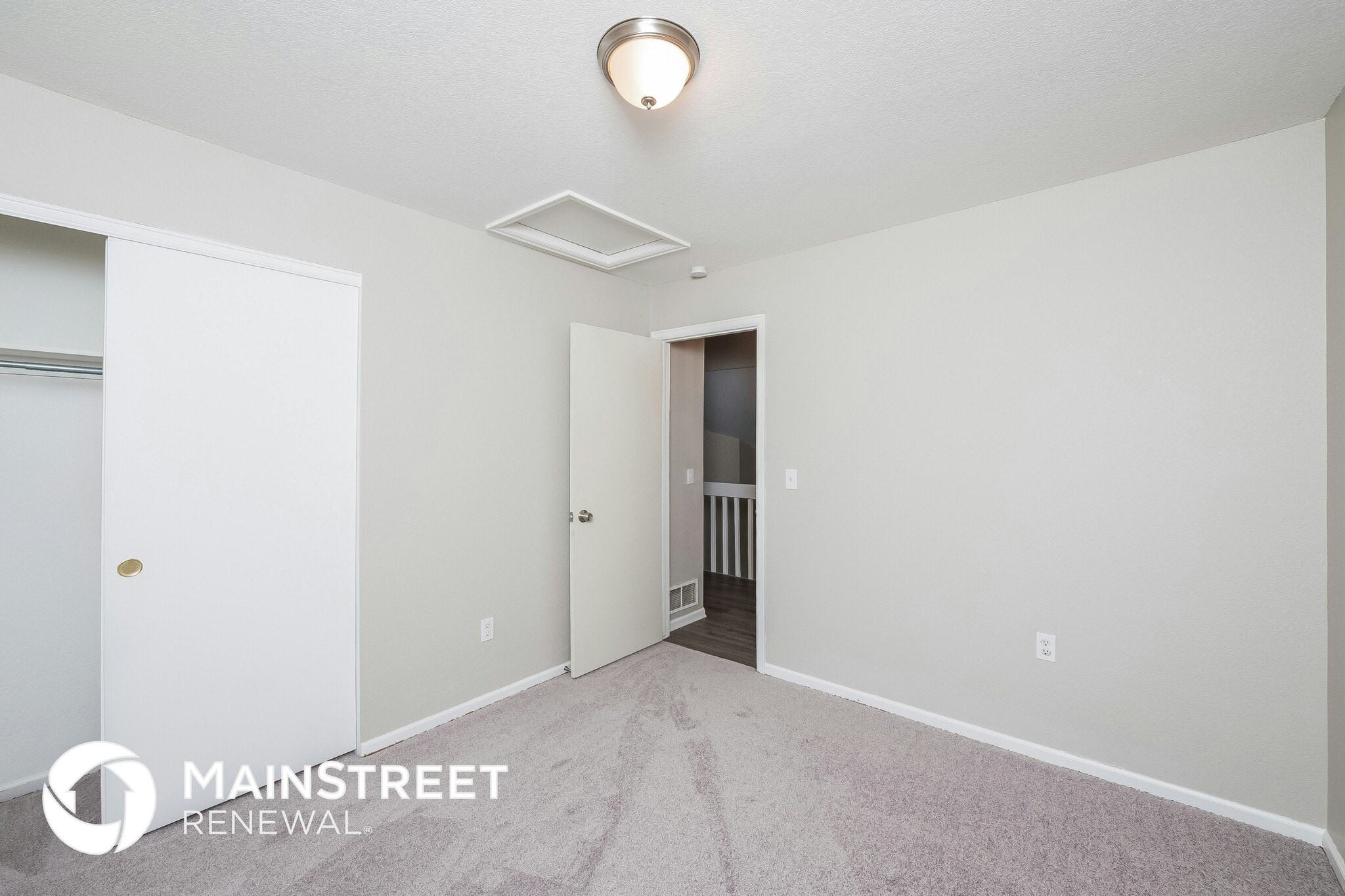 Building Photo - 3237 S Biscay Way