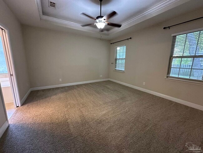 Building Photo - 8864 Spider Lily Way