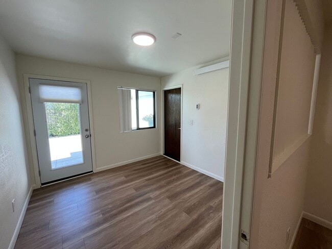 Building Photo - 110 Cuyama Ave