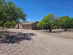 Building Photo - 3636 Kalispell Ave