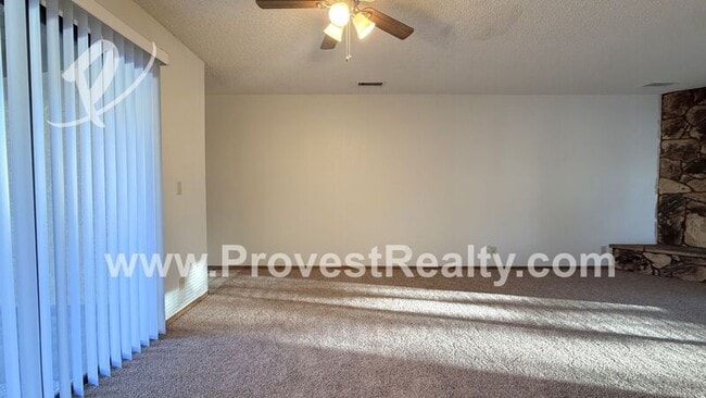 Building Photo - 15727 Tuscola Rd