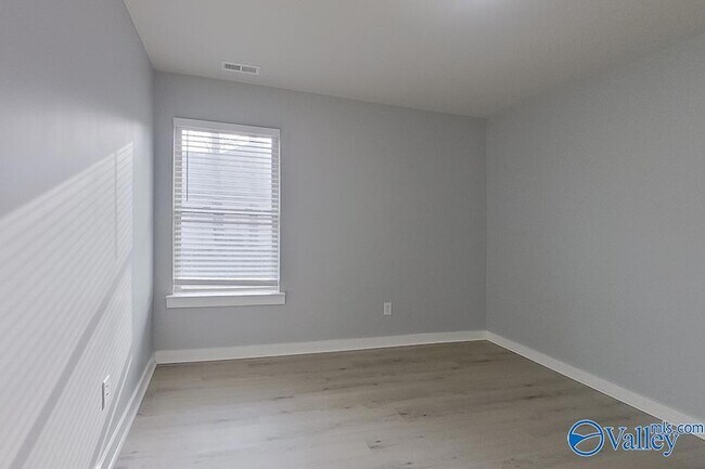 Building Photo - 496 Ford Chapel Rd