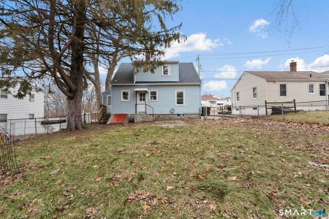 Building Photo - 37 Byrneside Ave