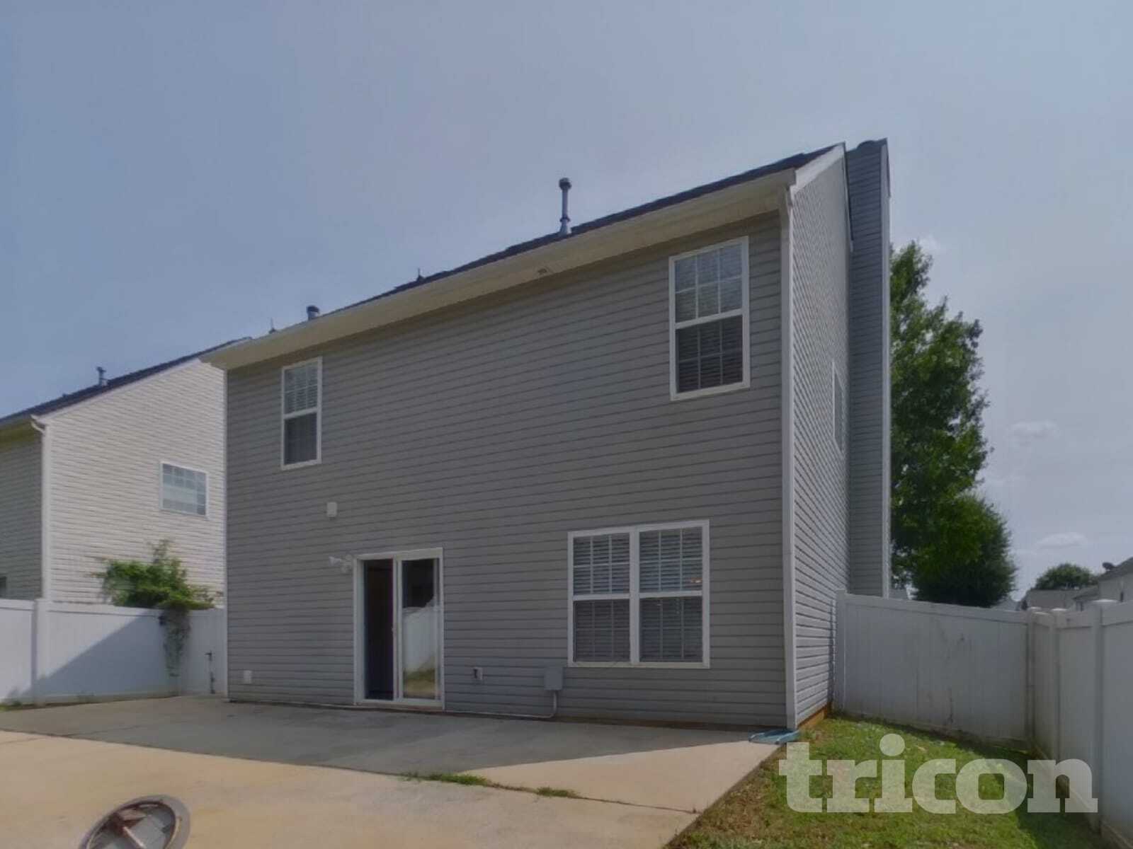 Building Photo - 1506 Kindred Cir NW