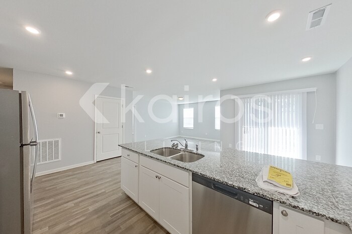 Building Photo - 302 Emilys Drive