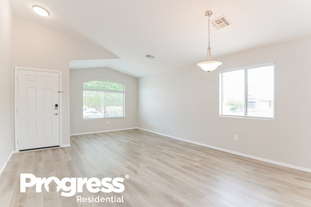 Building Photo - 13998 S Camino Gavanza