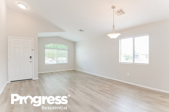 Building Photo - 13998 S Camino Gavanza