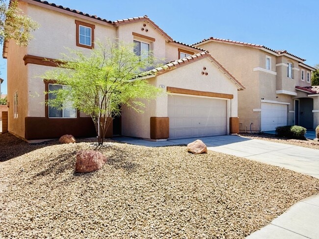 Building Photo - Available Now-Lovely Two Story Home!  Make it yours!