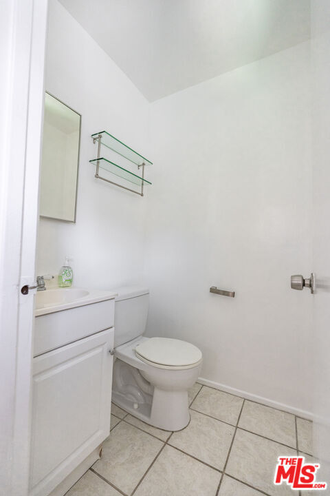 Building Photo - 12127 Aneta St