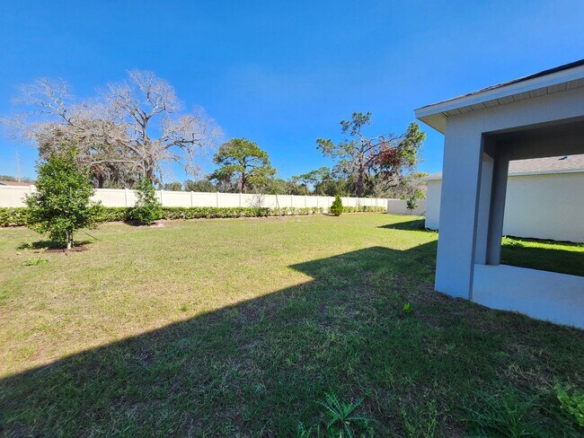 Building Photo - BRAND NEW 5 Bed, 3 Bath home in Liberty Pr...