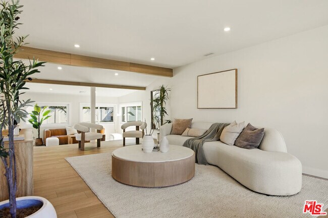 Building Photo - 7358 Paso Robles Ave