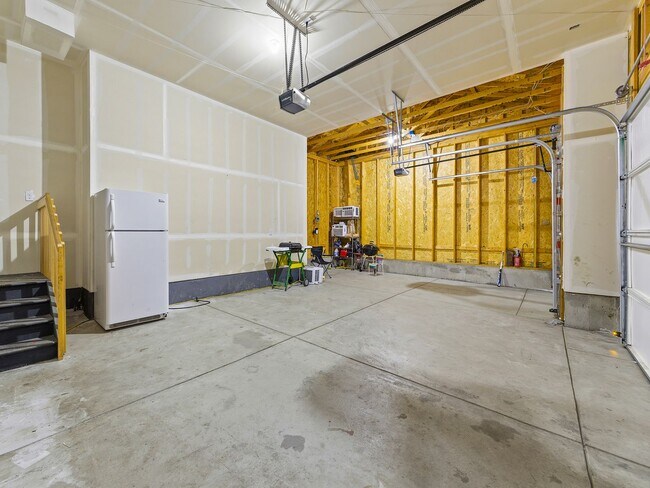 Building Photo - Beautiful Home in Severance with 3-Car Garage, Fenced Yard, and Central A/C!