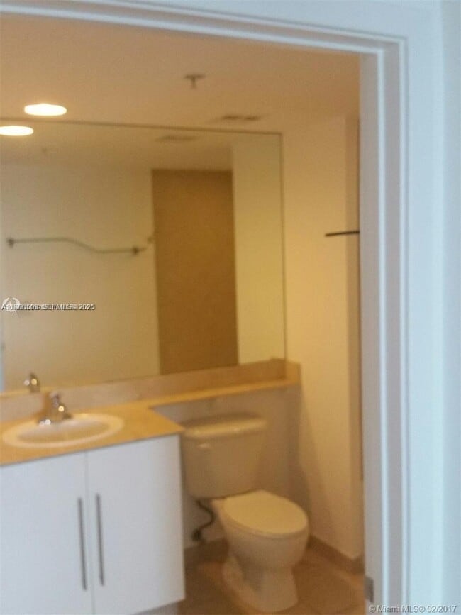 Building Photo - 325 S Biscayne Blvd