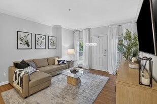 Building Photo - 2732 McKnight Crossing Ct
