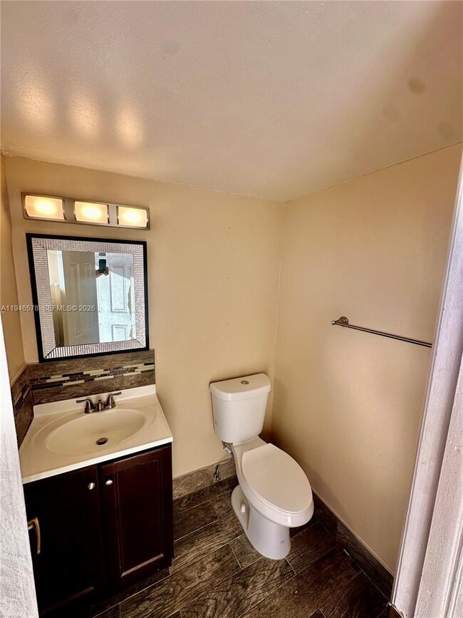 Building Photo - 2903 N Miami Beach Blvd