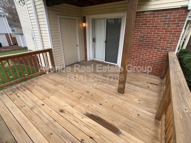 Building Photo - 1662 E Swan Cir