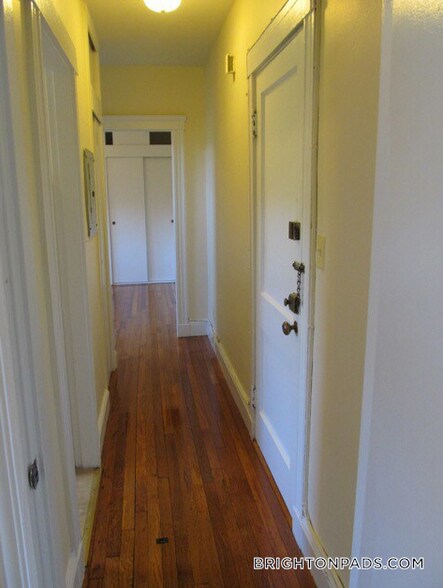 Building Photo - 127 Washington St