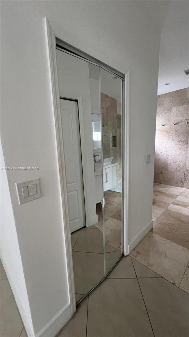 Building Photo - 15446 SW 23rd Ln