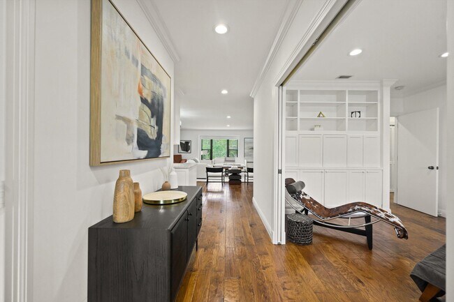 Building Photo - 13230 Polo Club Rd