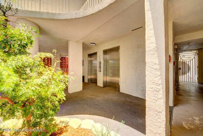Building Photo - 2225 Jimmy Buffett Mem Hwy