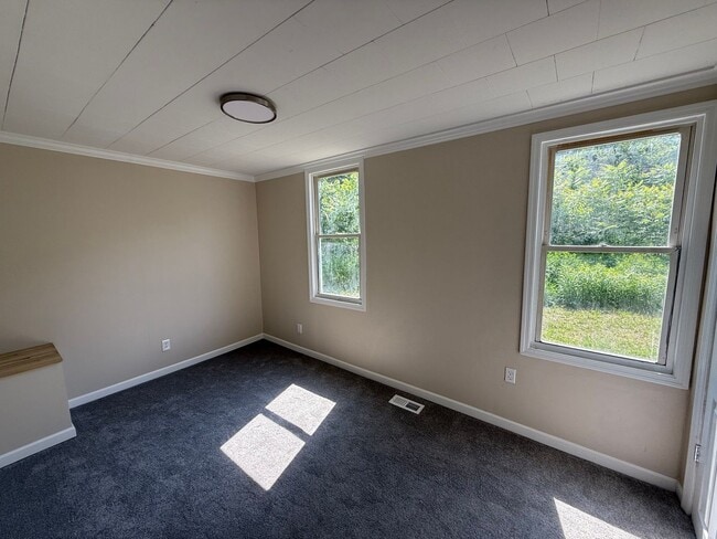Building Photo - Hughestown Brand new remodel single  Famil...
