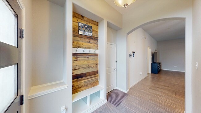 Building Photo - 14735 Garner Falls Trl