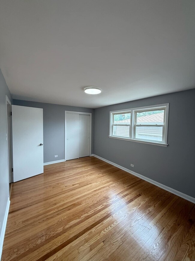 Building Photo - 7807 S Laramie Ave