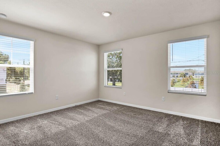 Building Photo - 2760 Chestnut Creek Pl