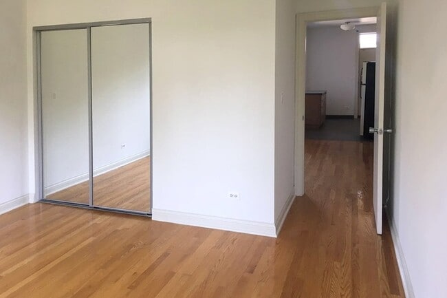 Floorplan - 5355-5361 S. Cottage Grove Avenue