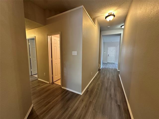 Building Photo - 7201 Lazy Meadow Ln