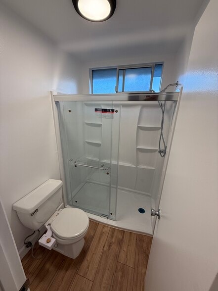 Building Photo - 1218 McClellan Dr