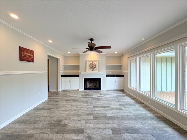 Building Photo - 5019 Yarwell Dr