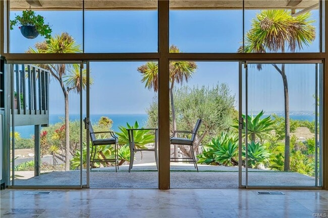 Building Photo - 1500 Paseo Del Mar
