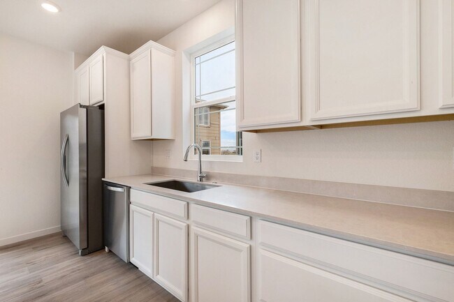 Building Photo - 2675 Painted Turtle Ave