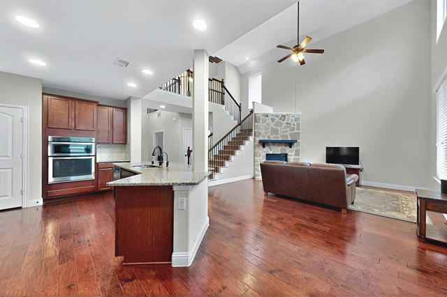 Building Photo - 2633 Sunstar Dr