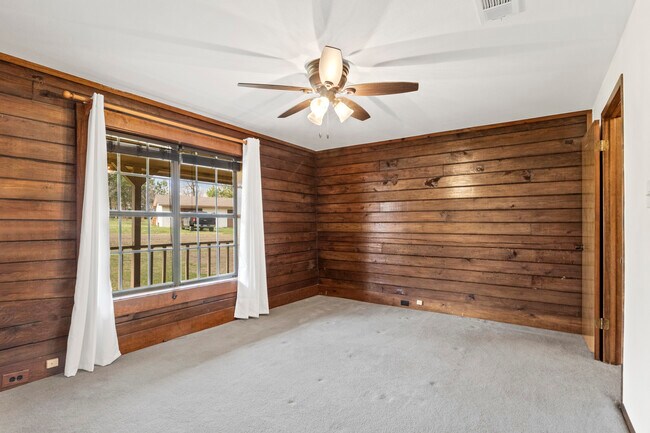 Building Photo - 31 County Rd 2132