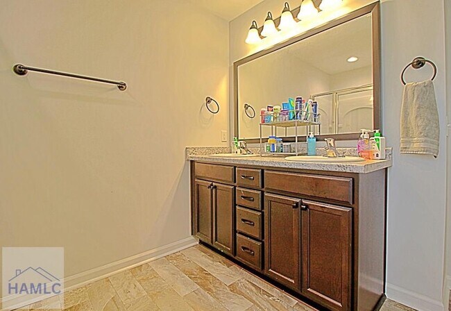 Building Photo - 1033 Turpentine Trl