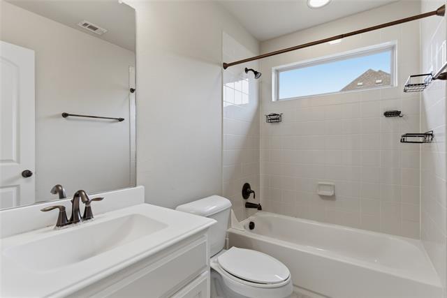 Building Photo - 6205 Prairie Hill Ln