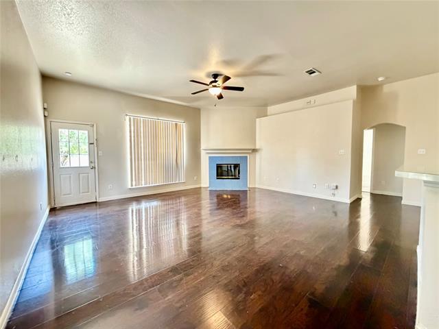 Building Photo - 5408 Dove Dr